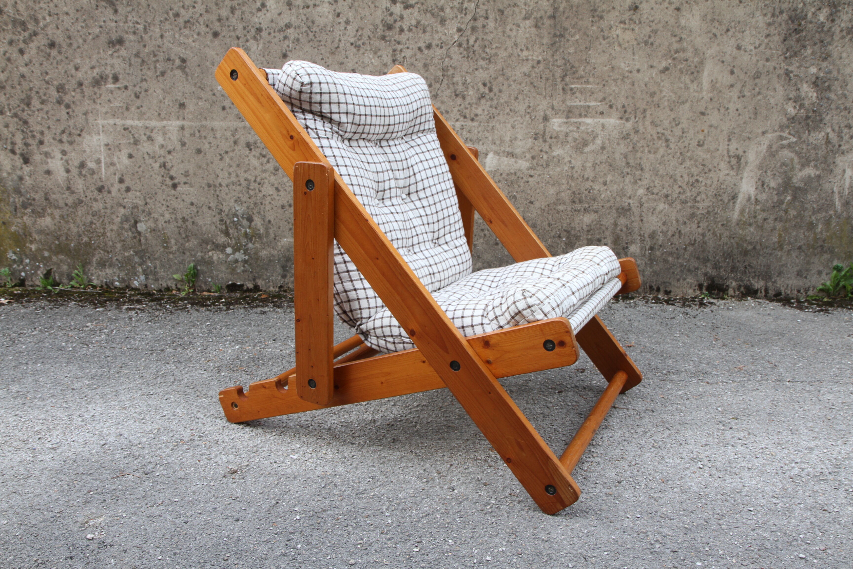 Kontiki chairs by Gillis Lundgren from the 1970s