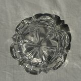 Cendrier en verre à décor géométrique