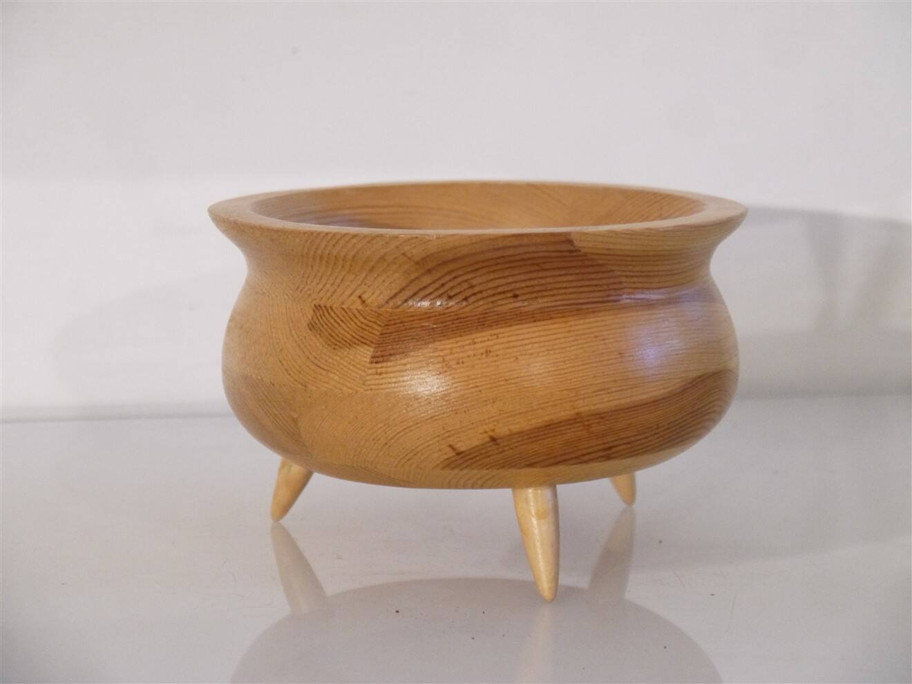 Tripod wooden catchall 1970