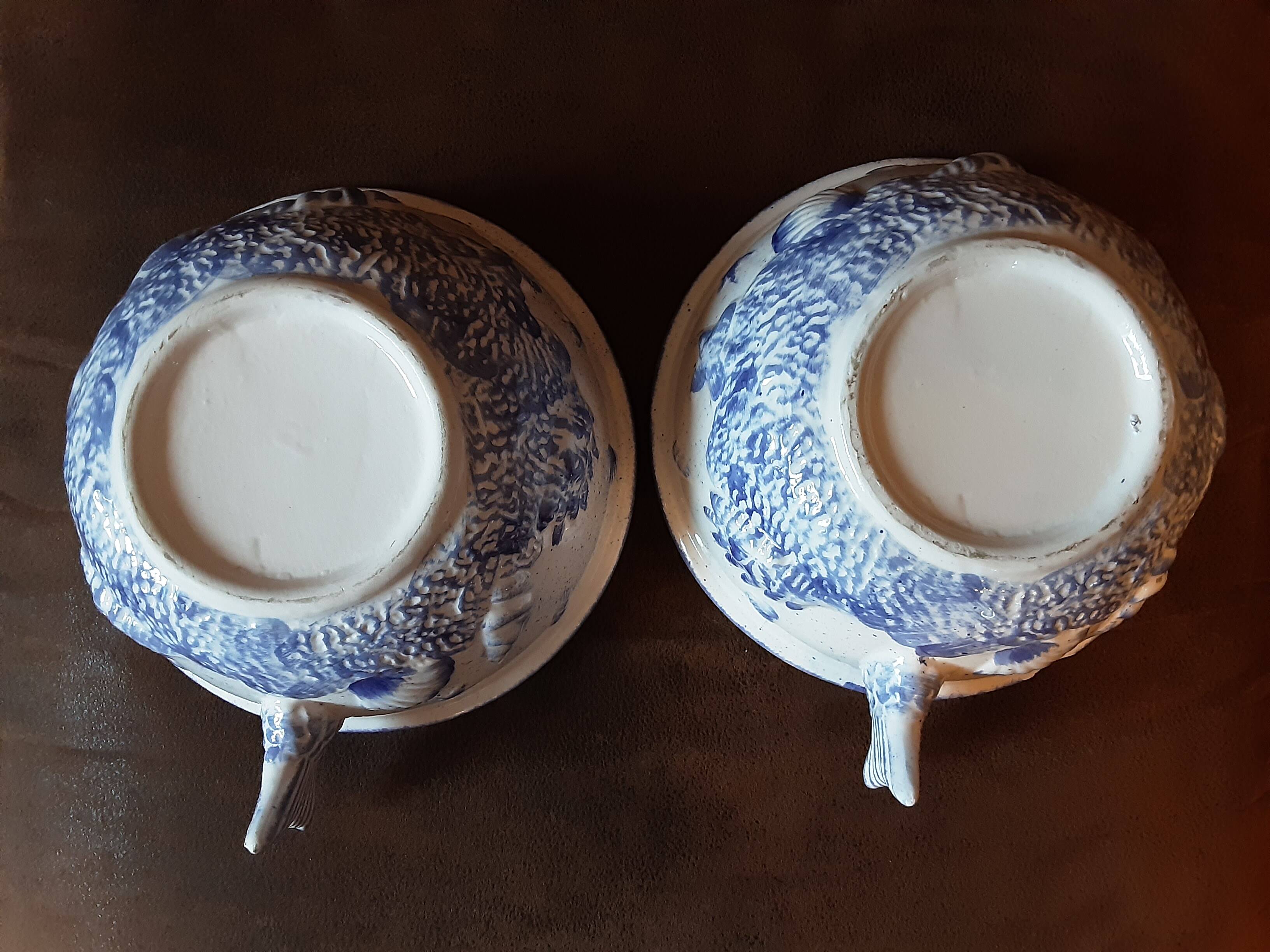 Set of 2 original salad bowls