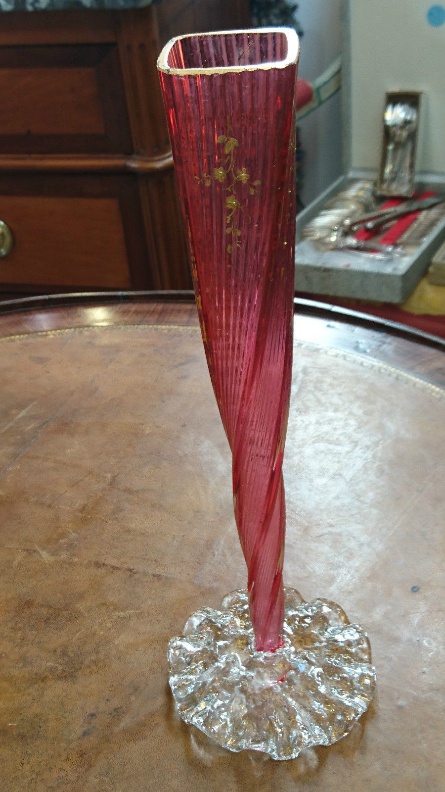 Vase Crystal two-tier gold and pink/translucent