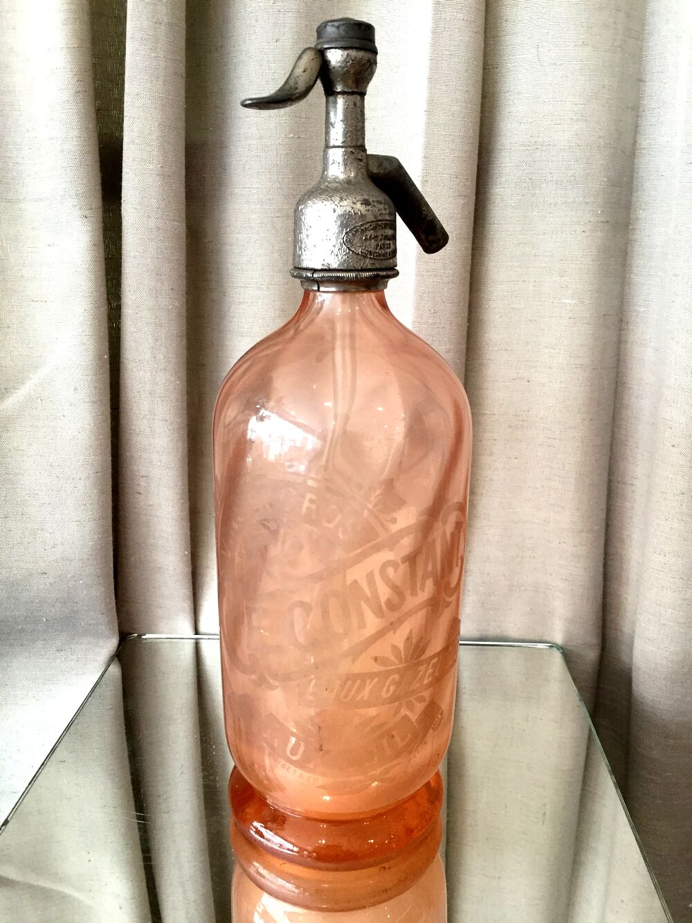 Siphon pink orange
