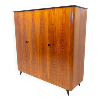 Cupboard by Jindřich Halabala for UP Zavody, 1950´s, Czech.