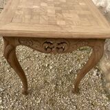 Petite table d’appoint en chêne