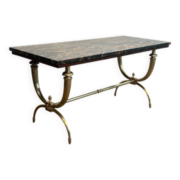Table basse de style néoclassique en laiton et marbre de Raymond Subes