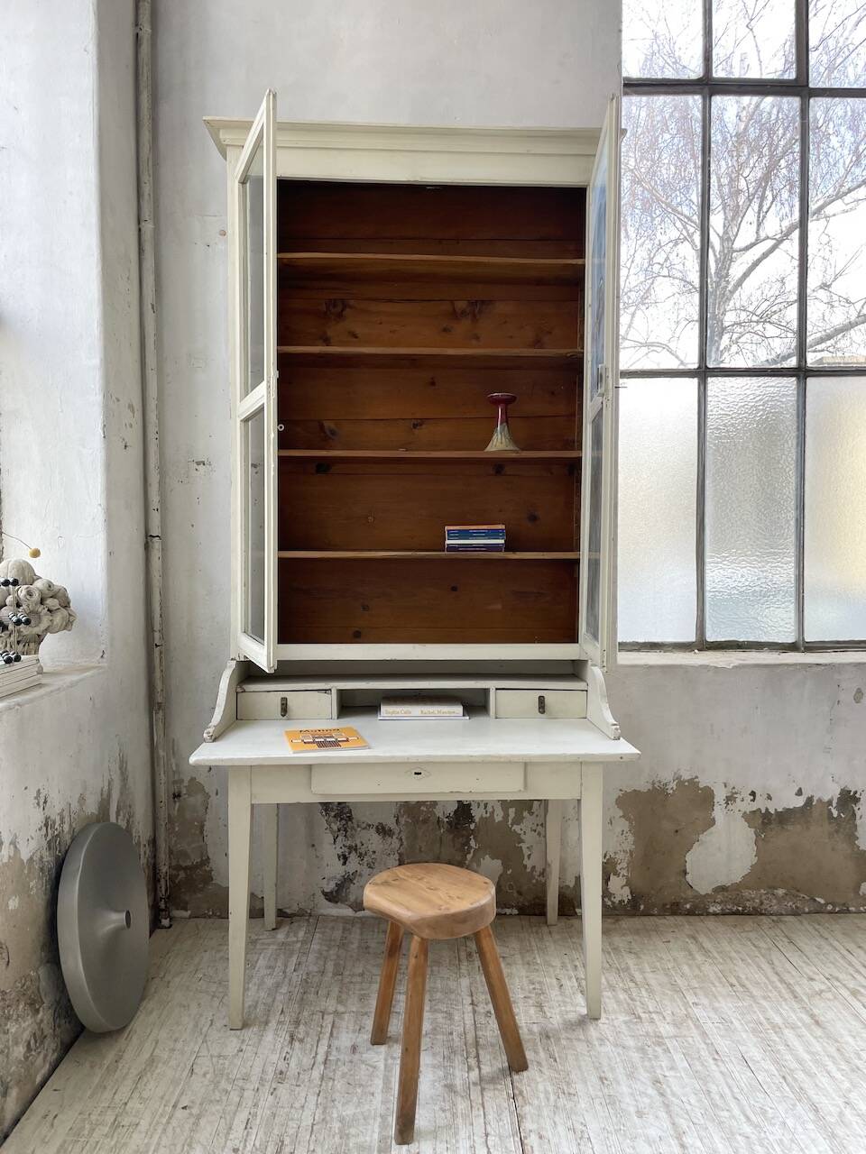 20th century showcase office