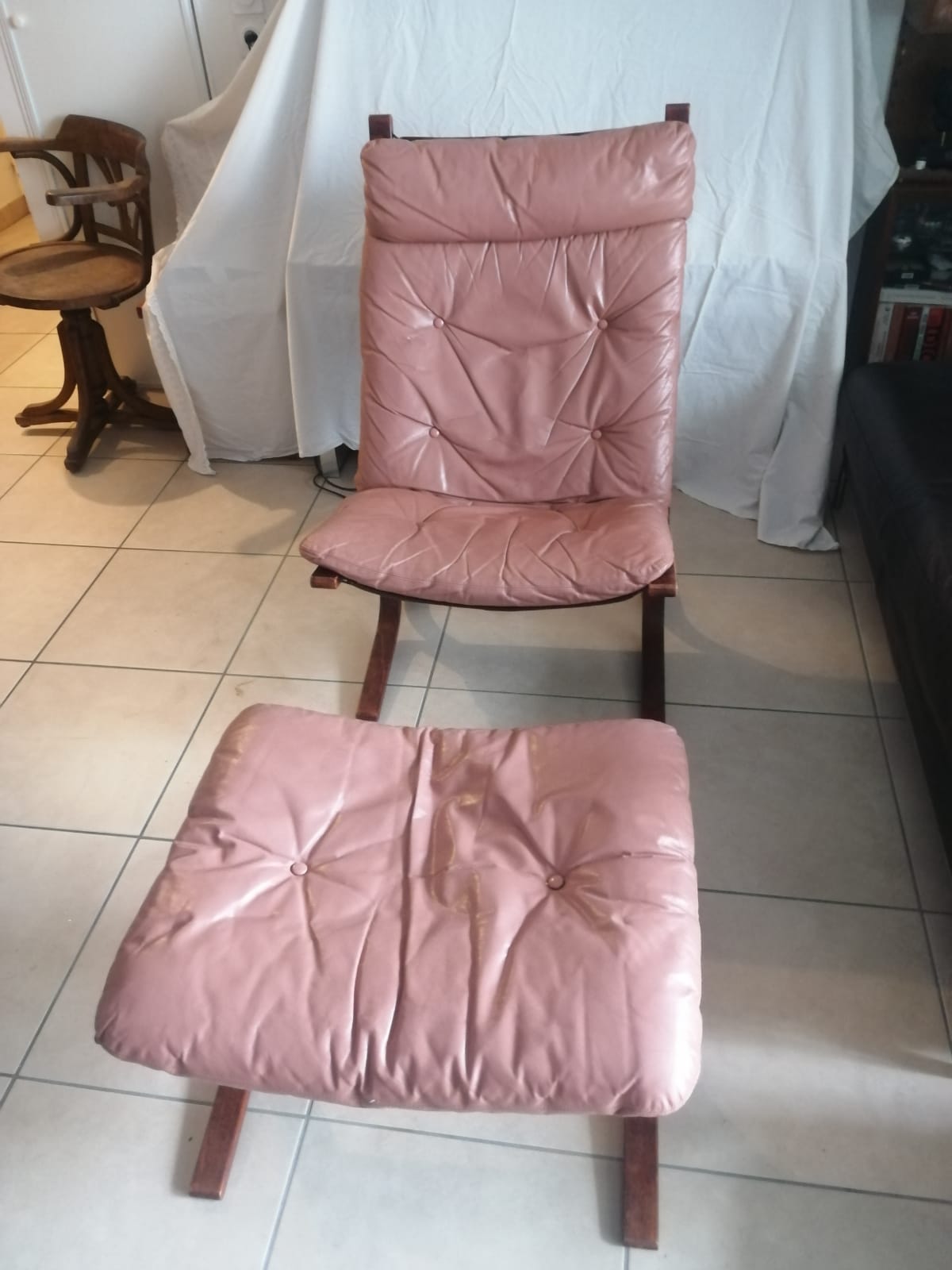 Pair of Scandinavian armchairs and ottoman Ingmar Relling Westnofa 1962