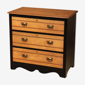 English drawer dresser