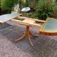 Table guéridon en cuir