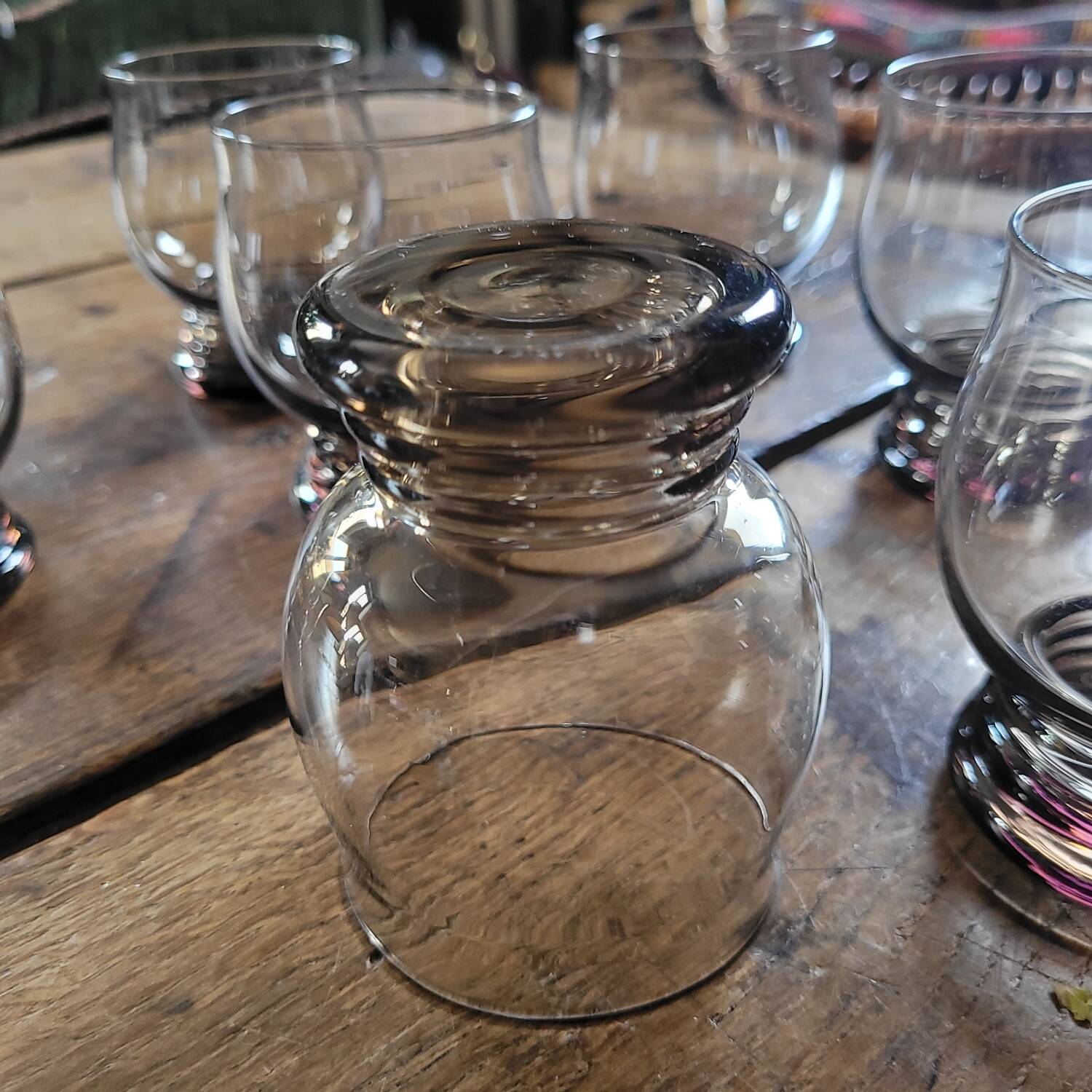 8 verres fumés moulés — 70’s