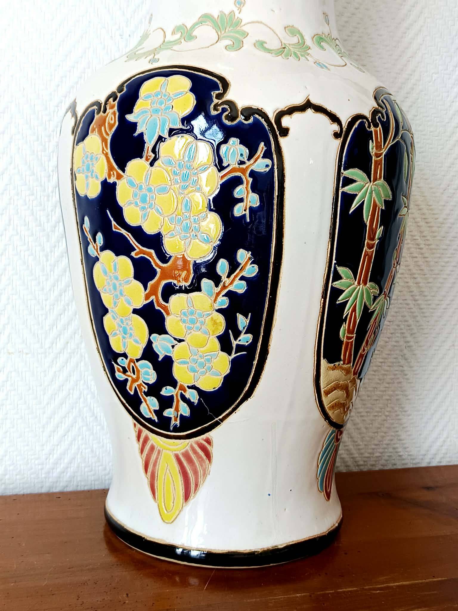 Vase en céramique japonisant