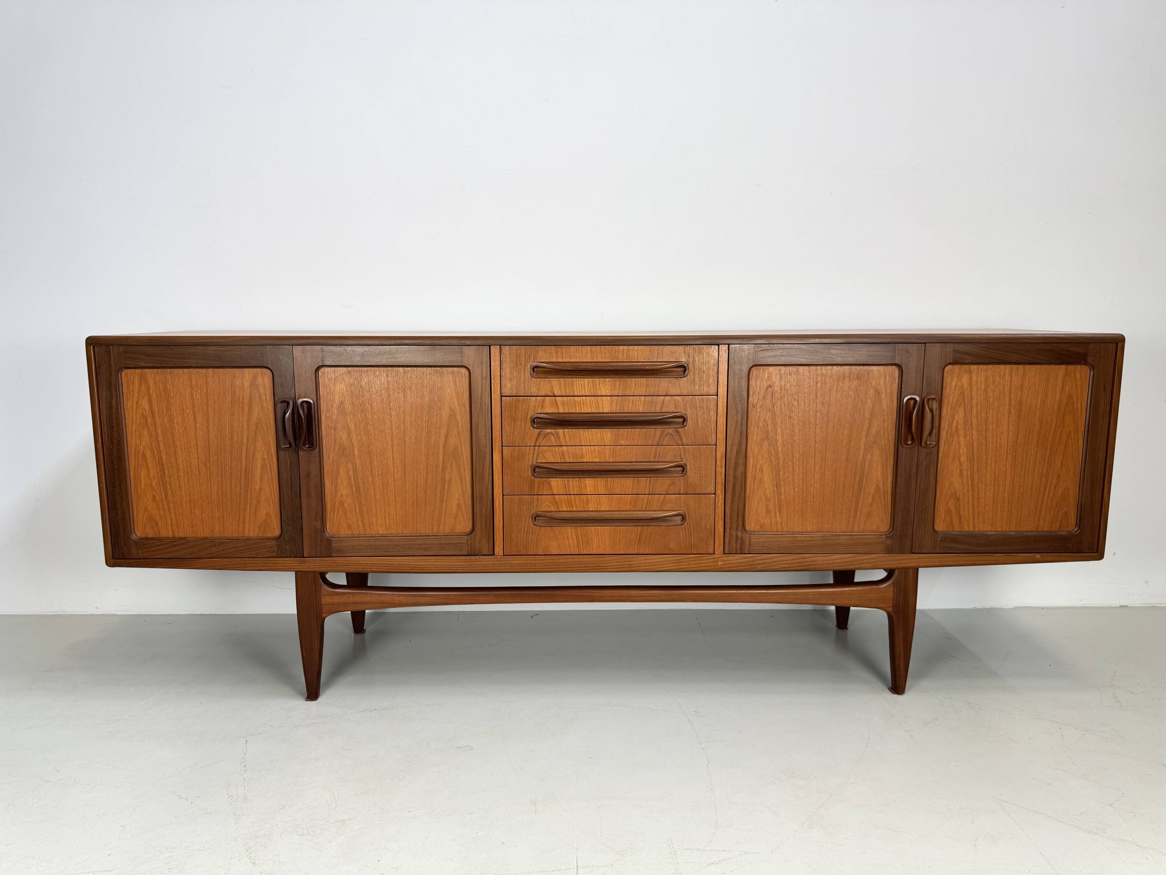 Vintage "Fresco" dressoir van G-Plan