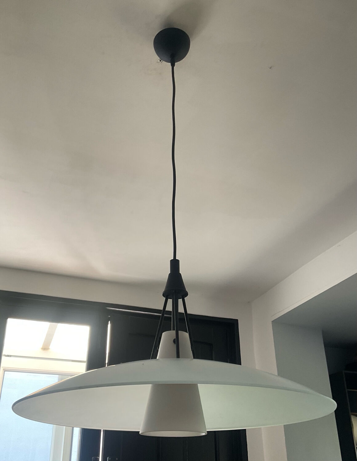 Postmodern Helestra Leuchten pendant light in opaline and frosted glass