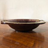 Empty pocket in gold ceramic