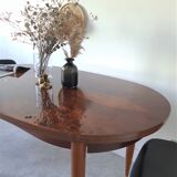 Scandinavian table with extension cords