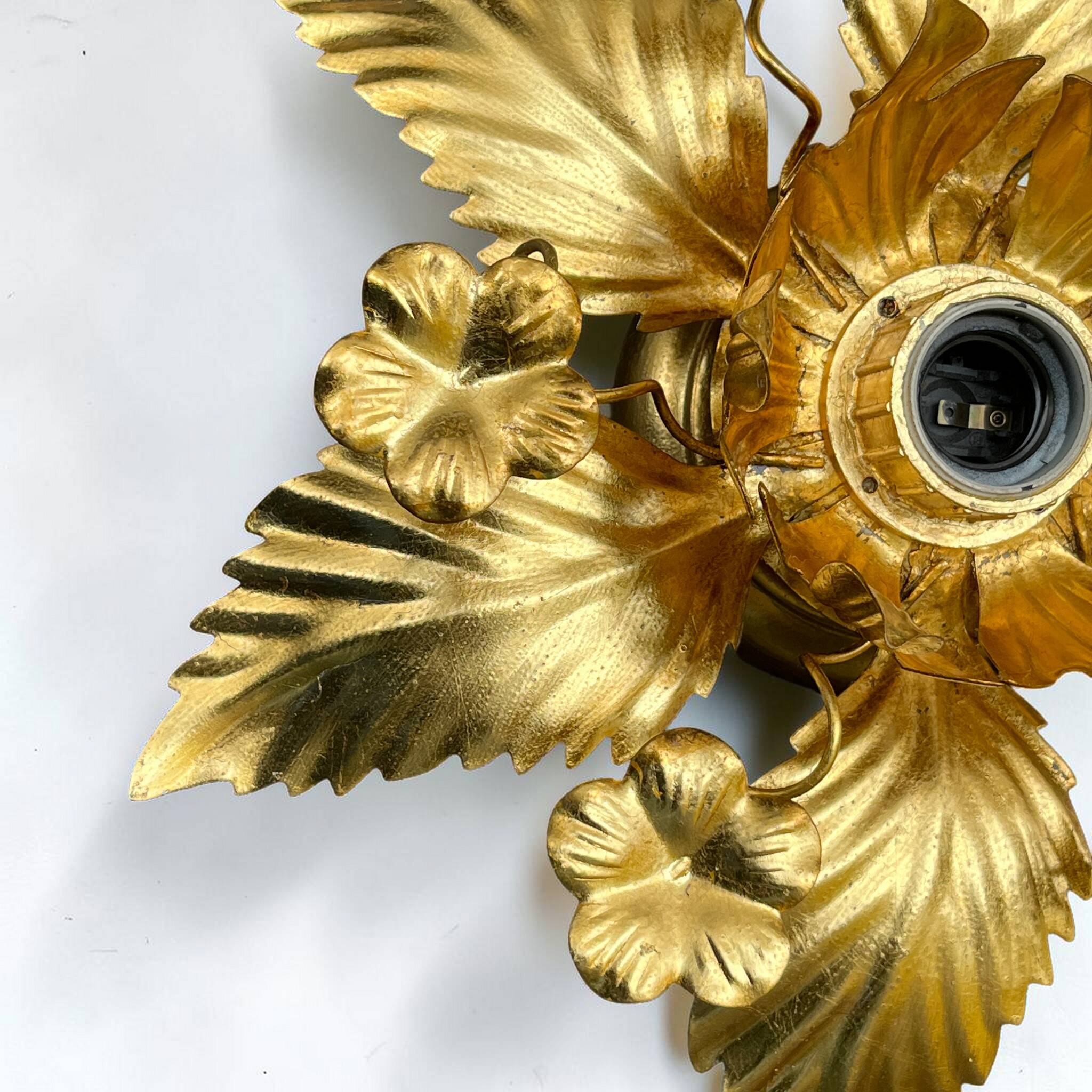 Applique fleur métal doré à la feuille d'or vintage Applique florentine