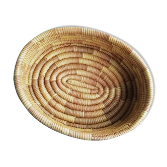 Corbeille en feuilles de palmier