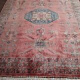 Handmade Pakistani Caucasian rug 259x192cm