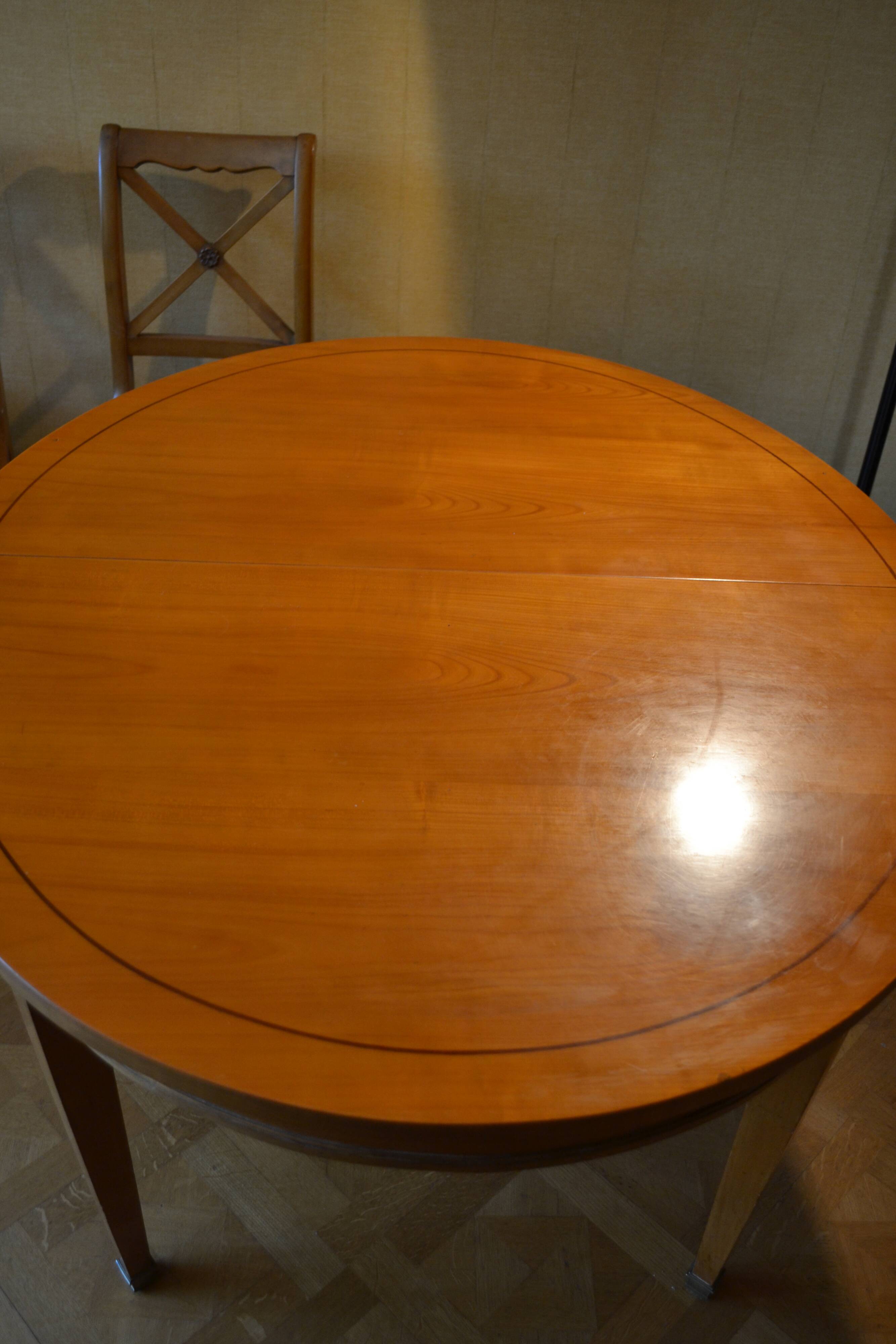 Extendable solid cherry wood dining table