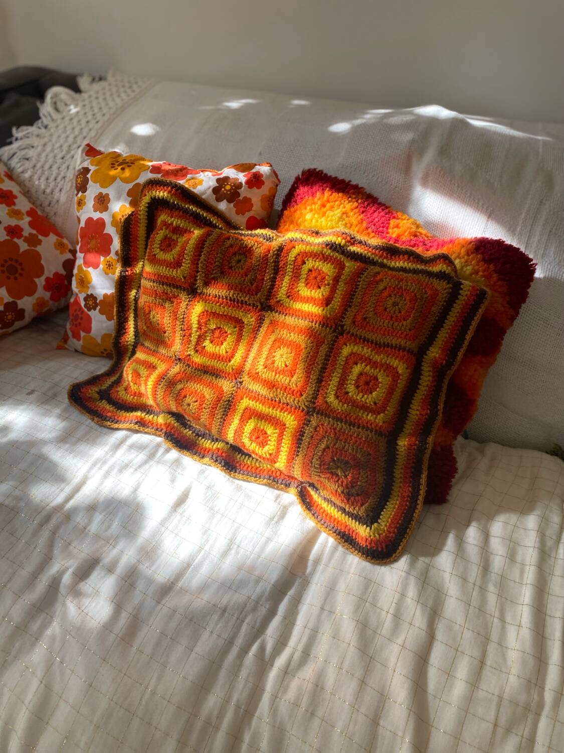 Coussin 70 au crochet Granny Square