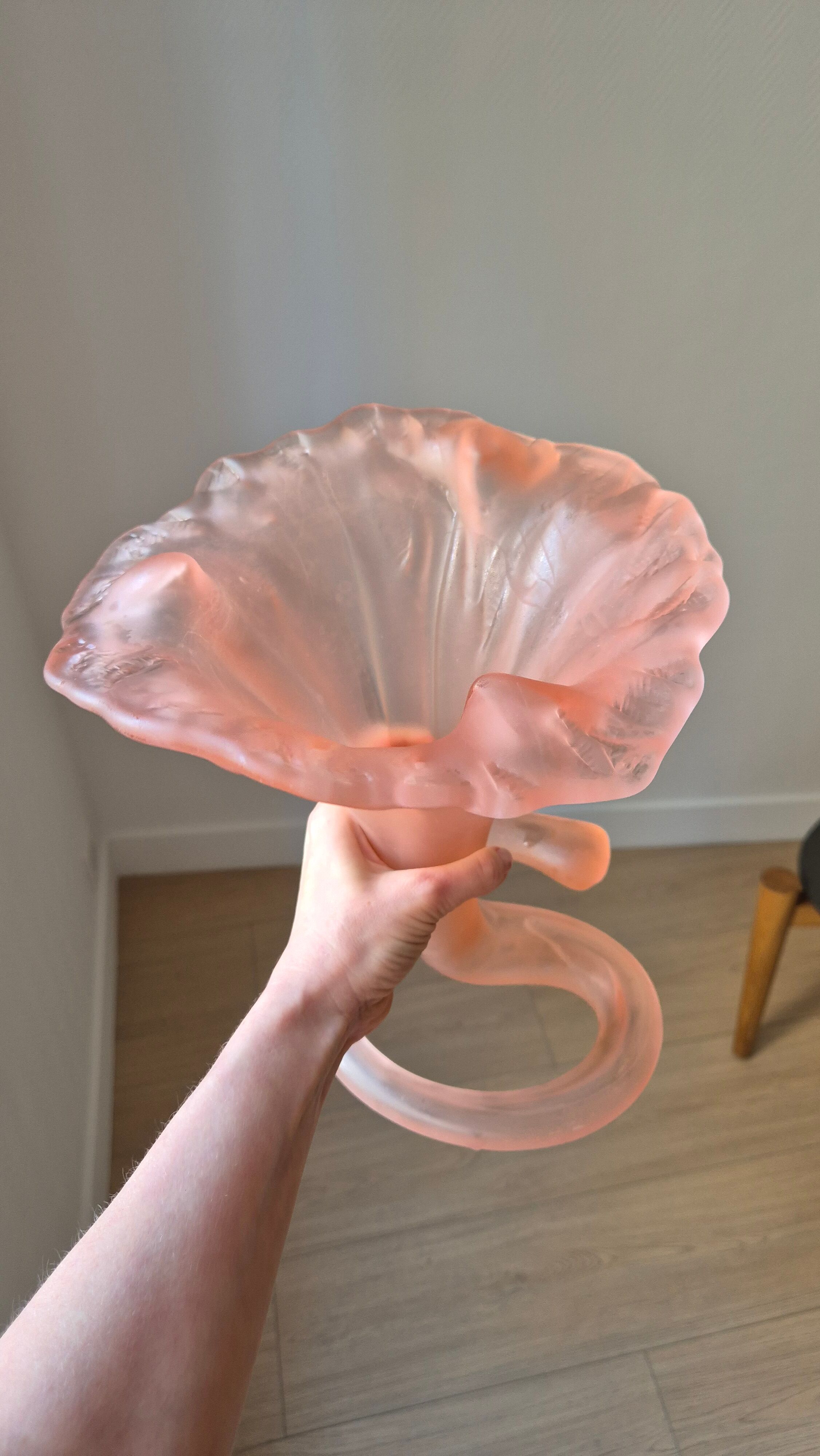 Pair of vintage Italian vases "Lilly" — pale pink frosted glass