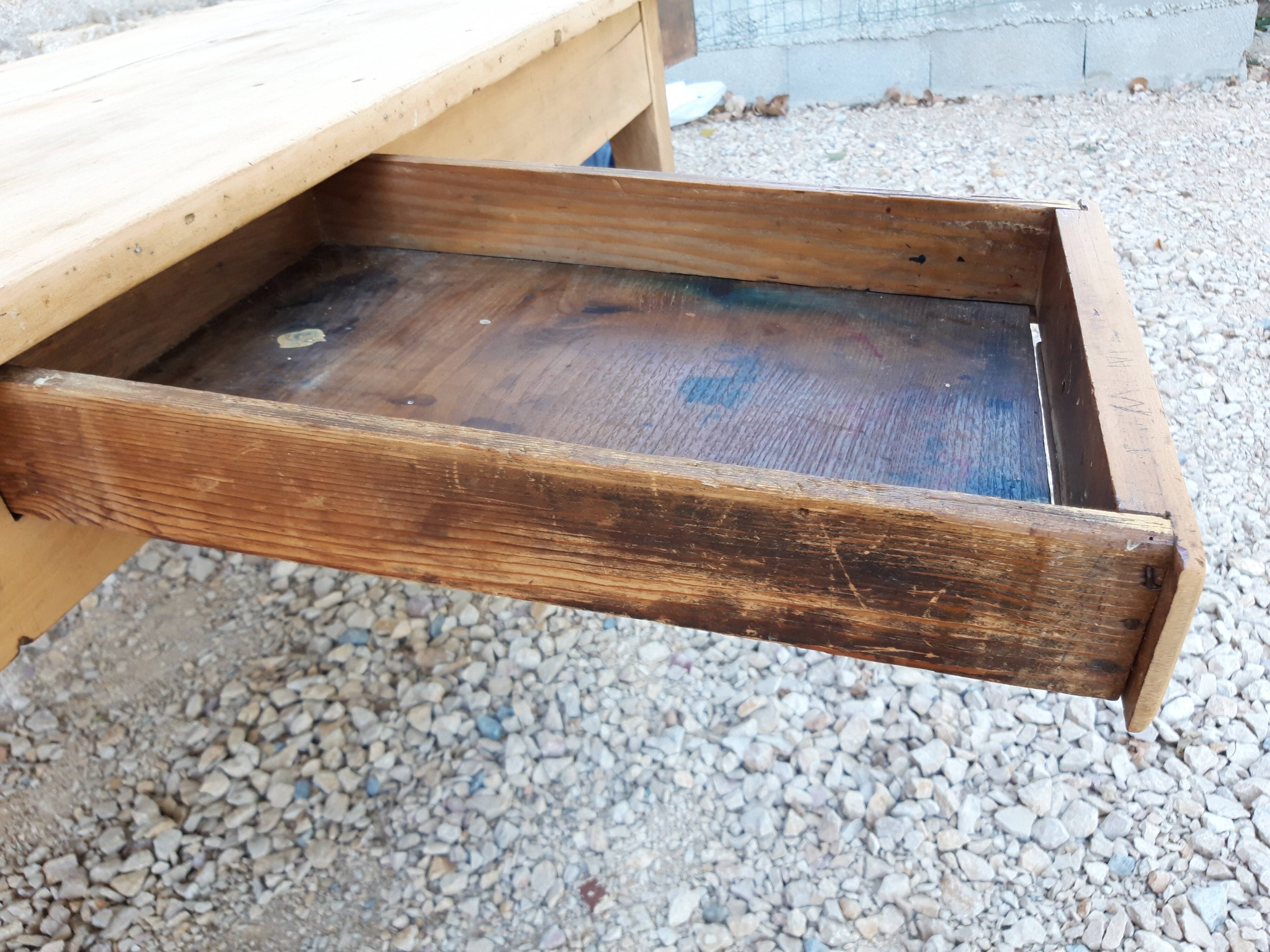 Firm table bressane brut XIXth