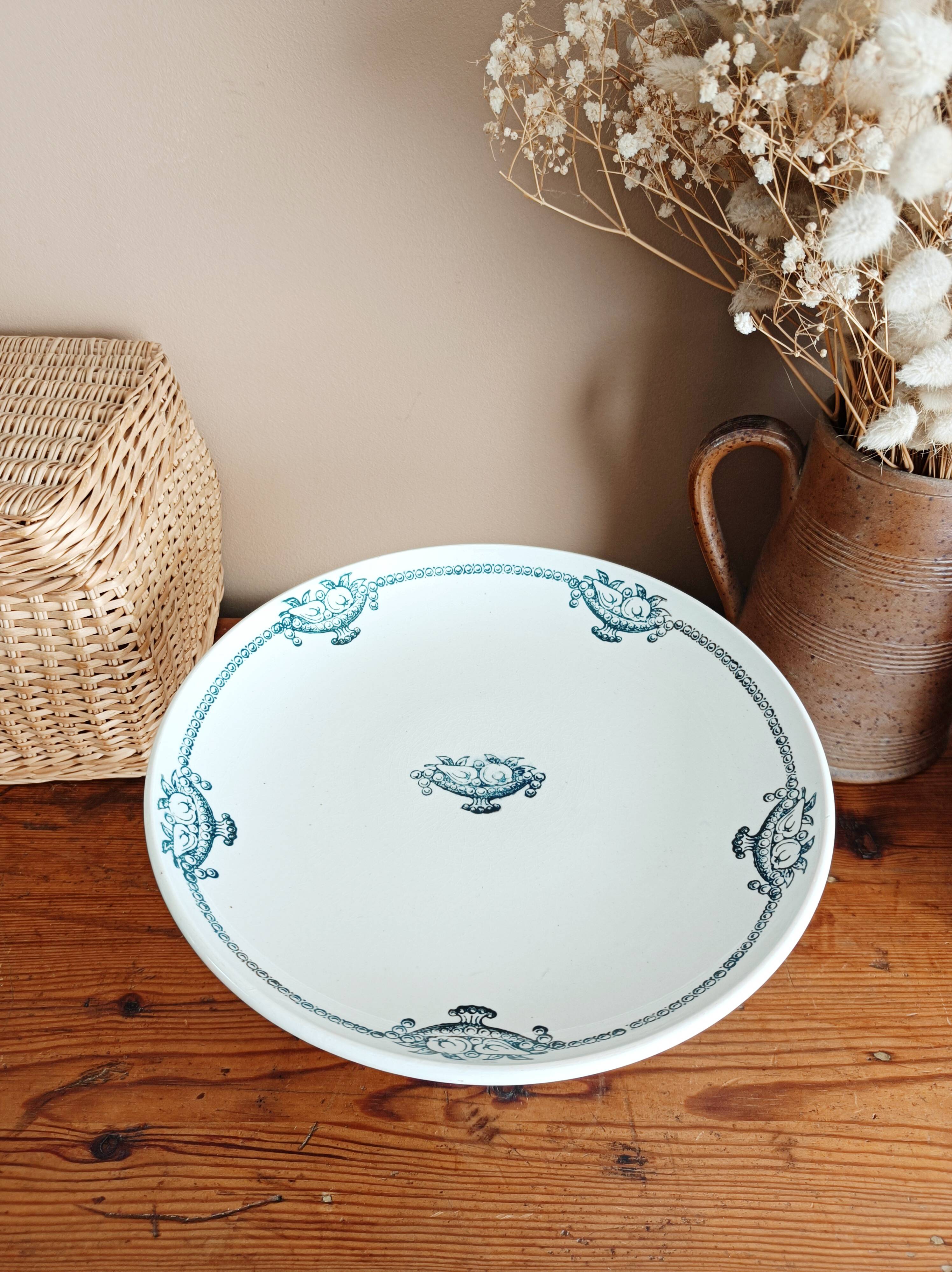 Fruit bowl in iron earthenware from St-Amand.