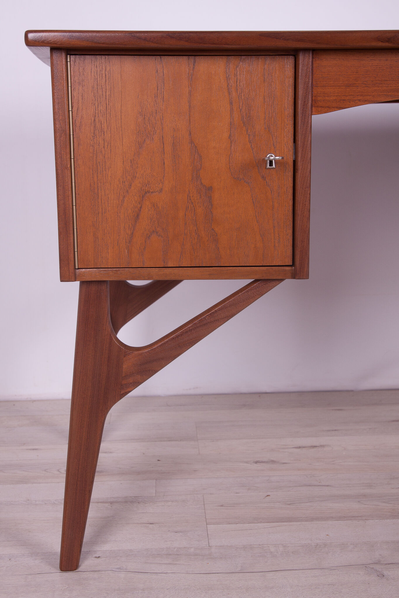 Mid-Century Freestanding Teak Desk, 1960s