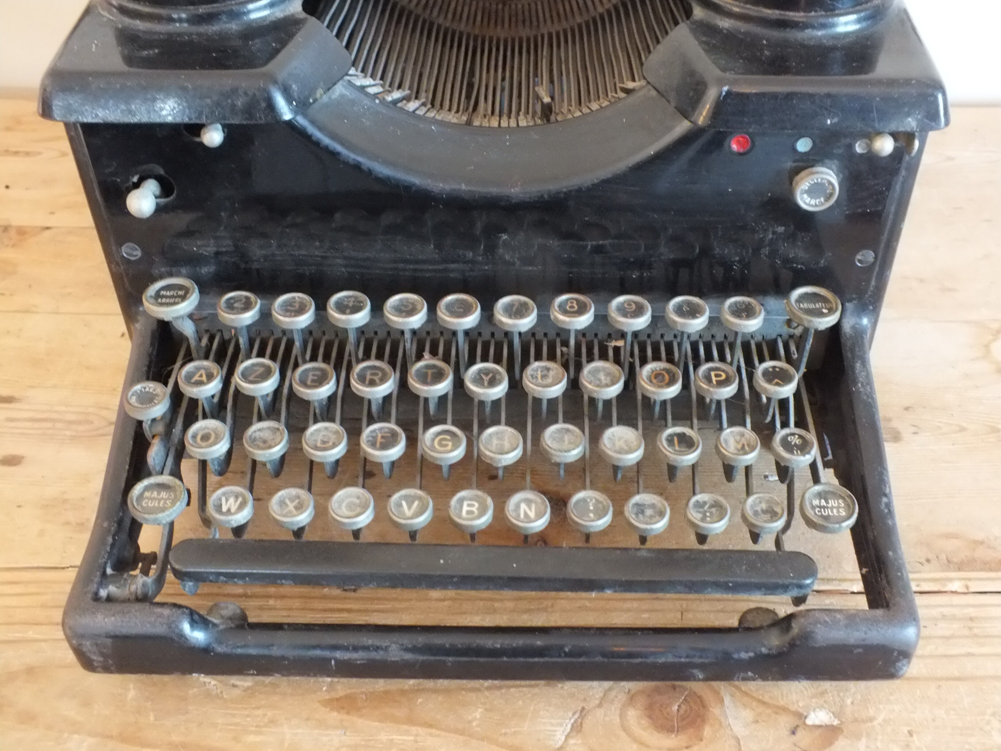 Old Royal USA typewriter circa 1925