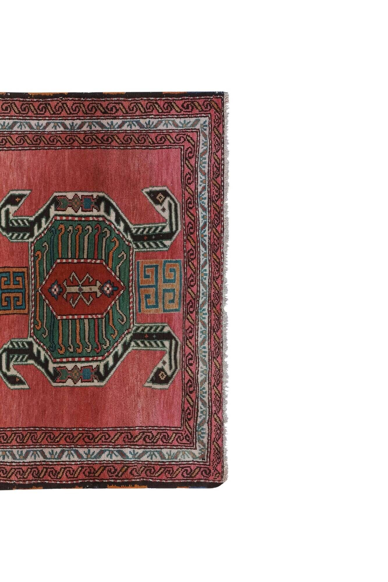 Vintage handmade Turkish rug 120x199 cm
