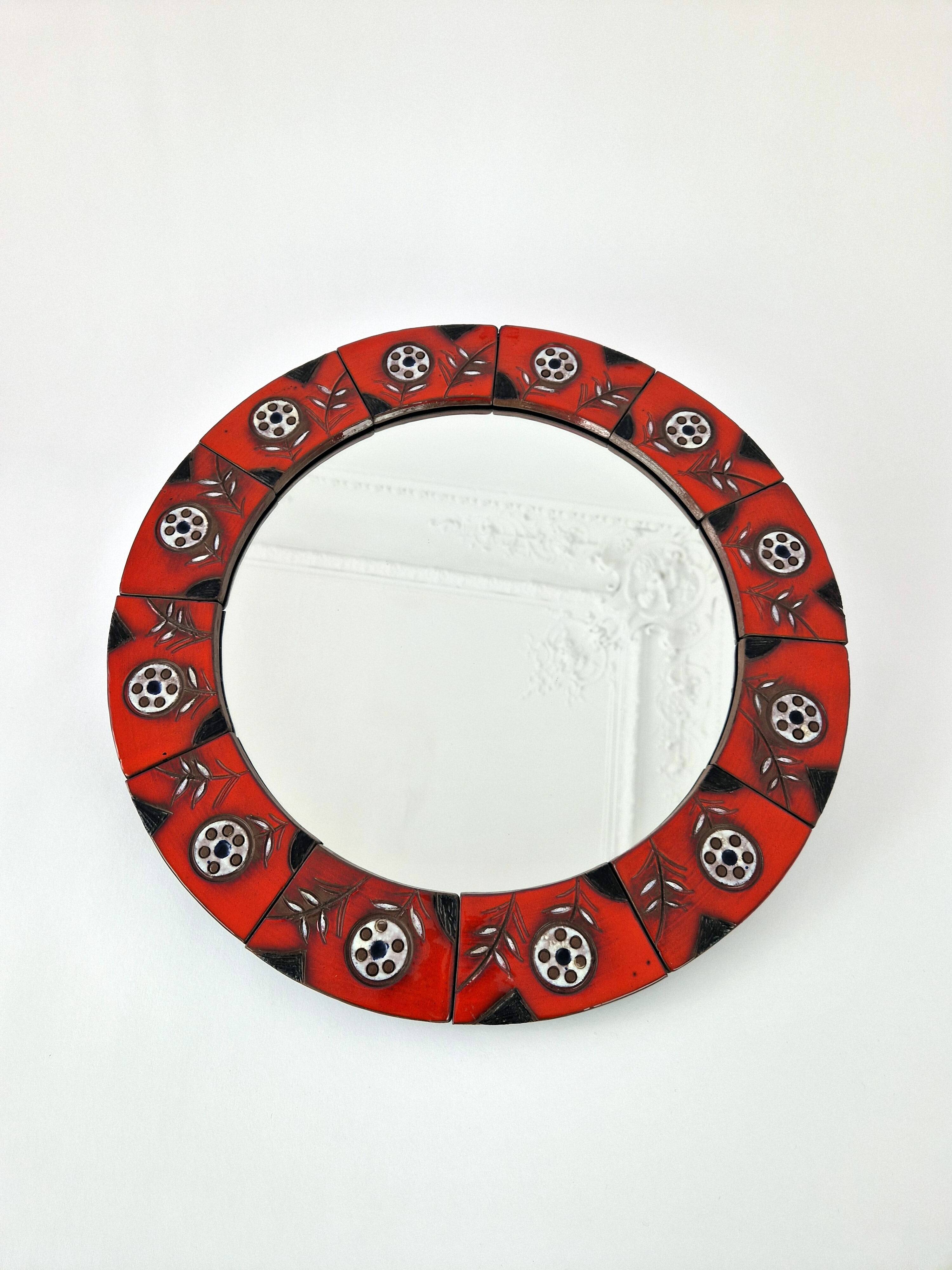 Round mirror (51cm) in vintage ceramic 1960