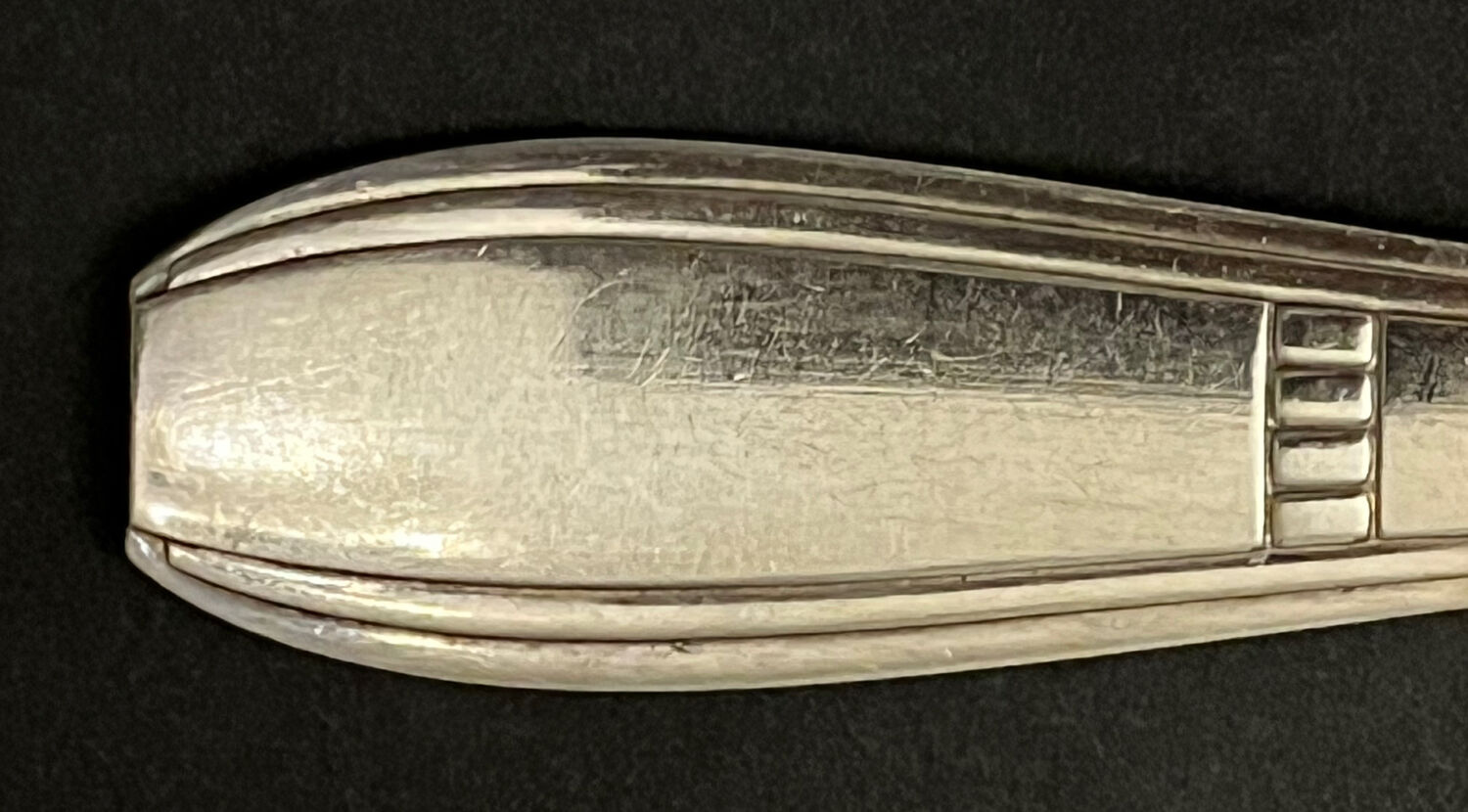 12 silver-plated Art Deco cutlery sets