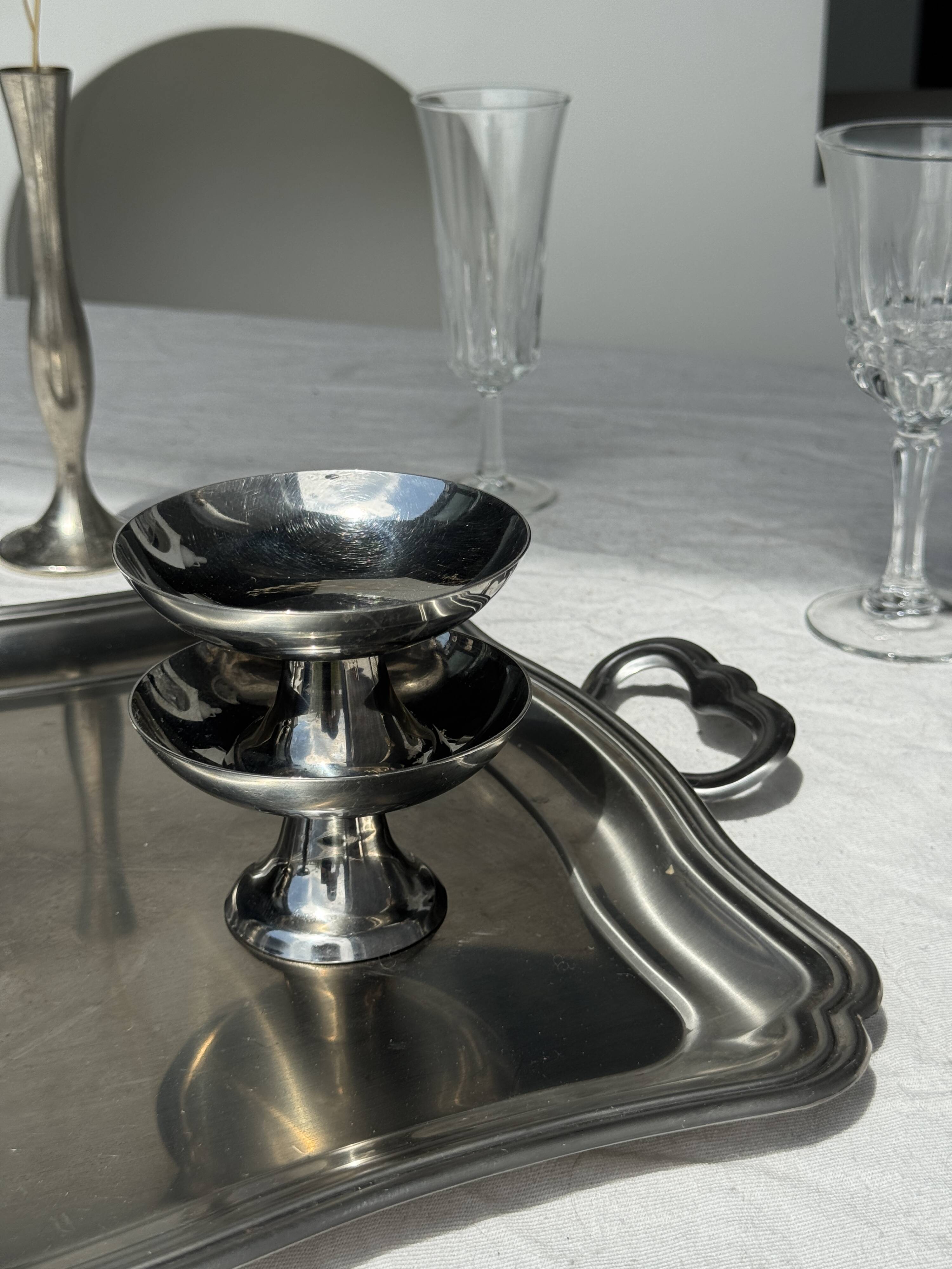 Guy Degrenne silver stainless steel serving tray with an eventful shape