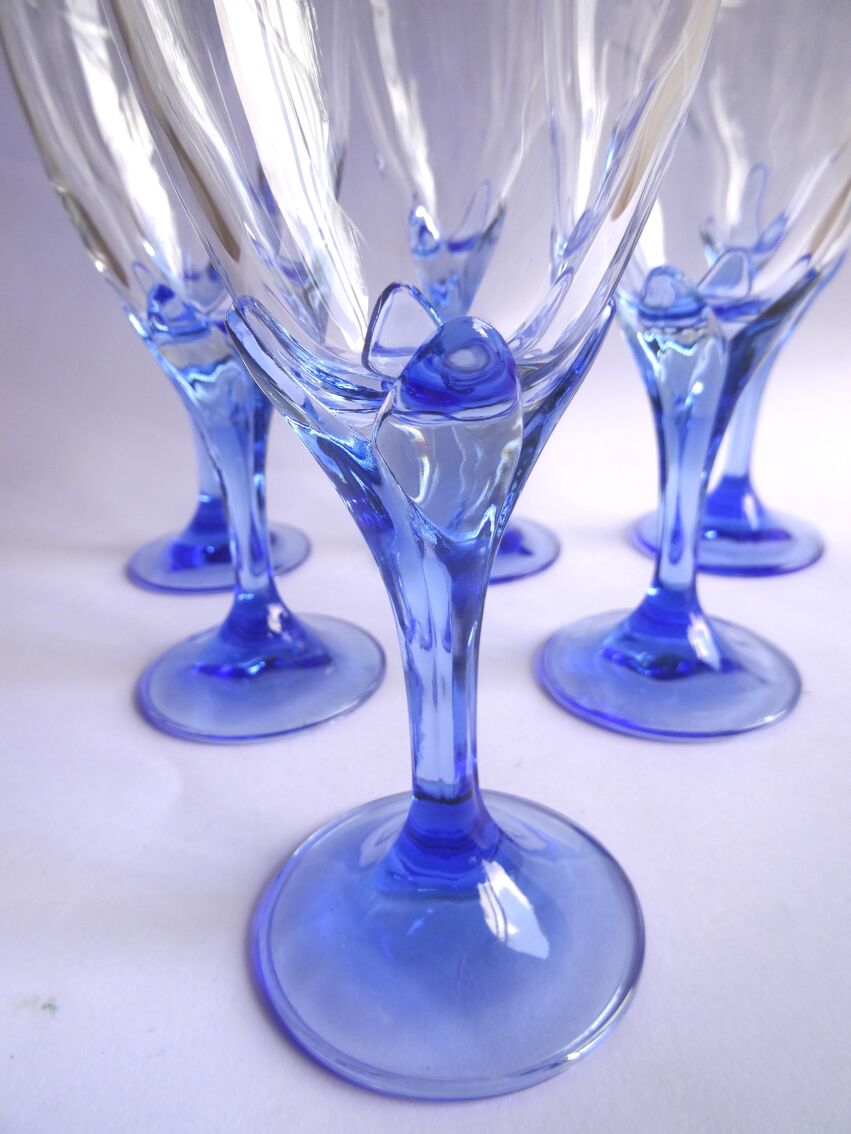 6 verres à vin tulipe pied bleu | Selency