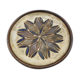 Cup in polychrome salted sandstone from dubois to bouffioulx