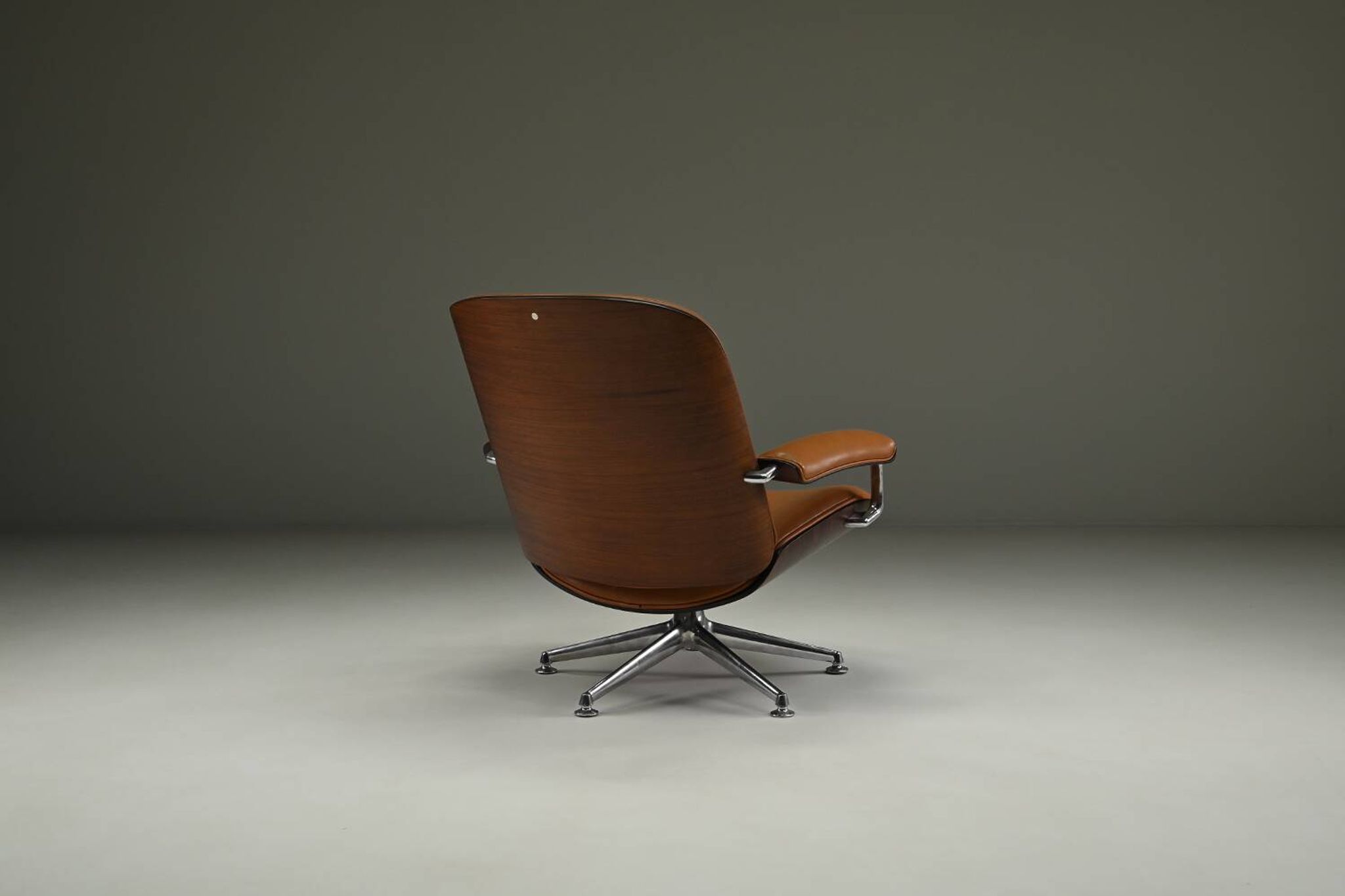 Lounge chair by Ennio Fazioli for MIM Roma, 1950s Italy.