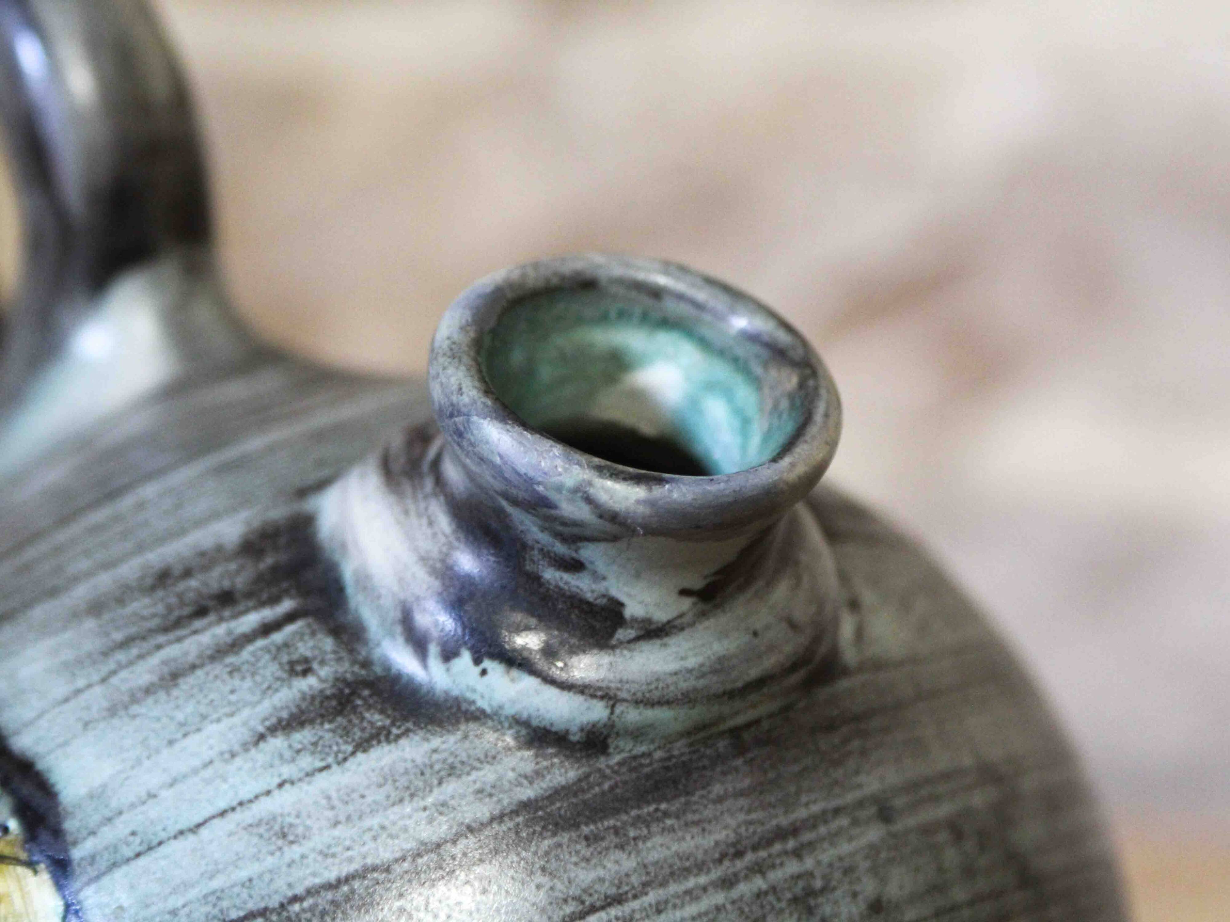 Gargoulette en céramique par Jean de Lespinasse Collection Corsica