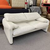 Maralunga 2-seater sofa in white leather by Vico Magistretti for Cassina