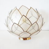 Wall lamp in vintage mother-of-pearl petals