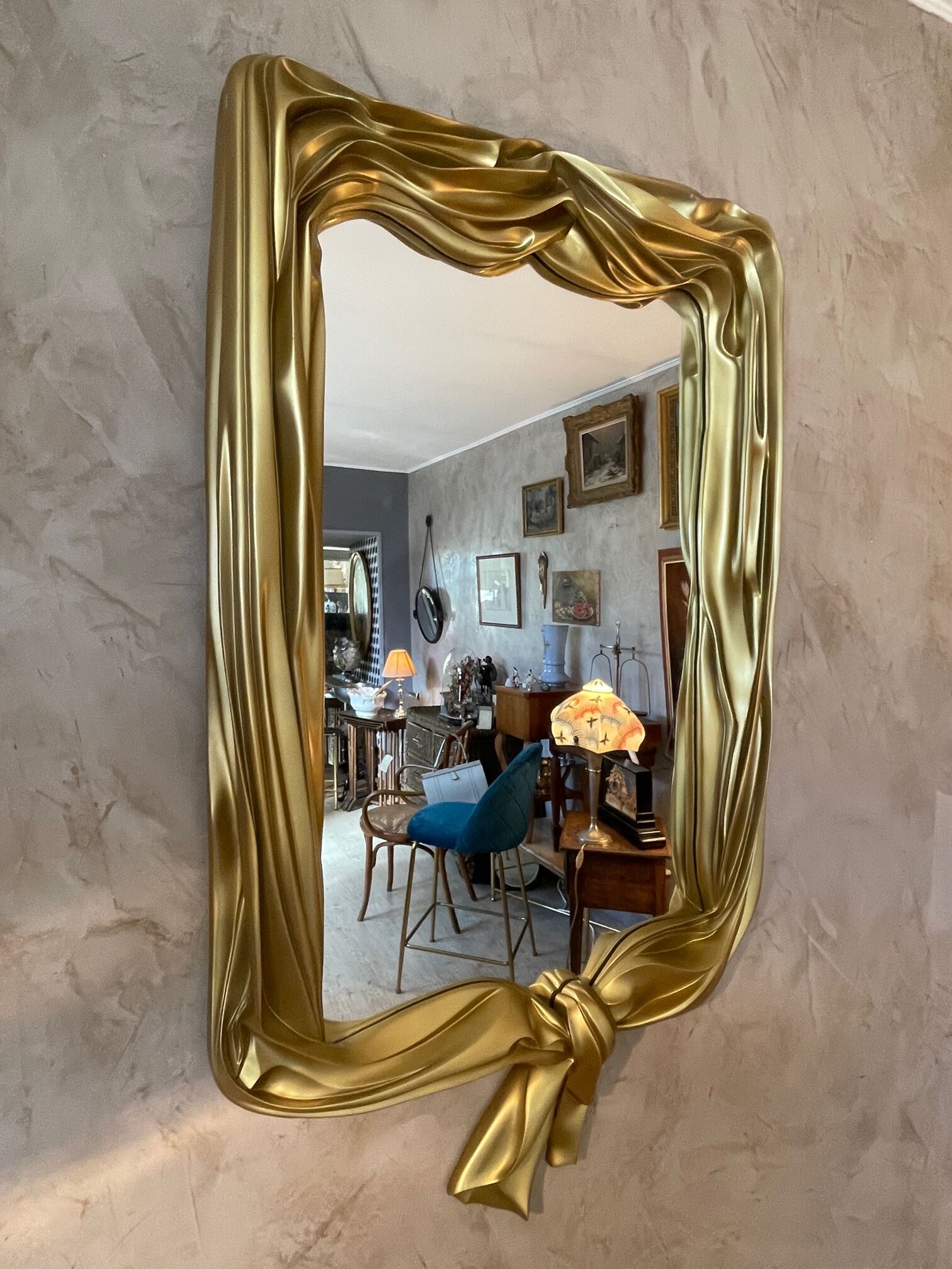 Golden mirror