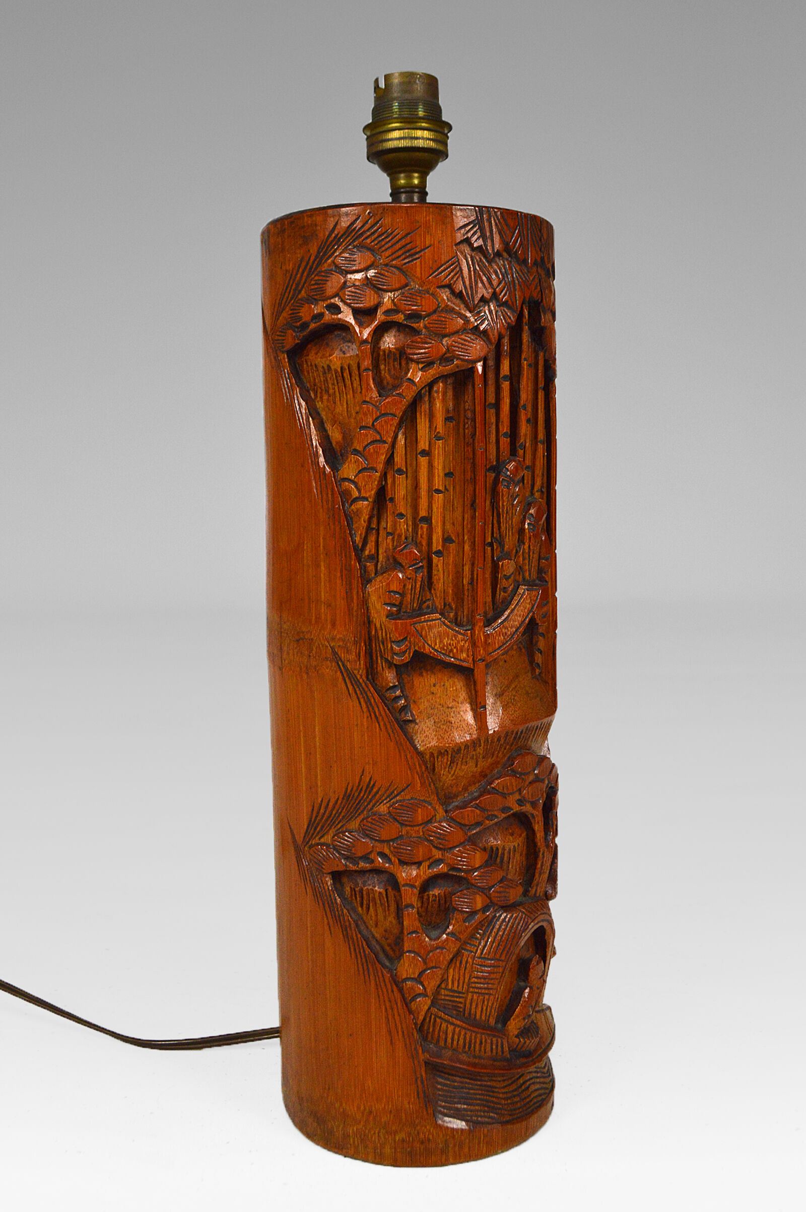 Asian carved wooden lounge lamp, mid-century