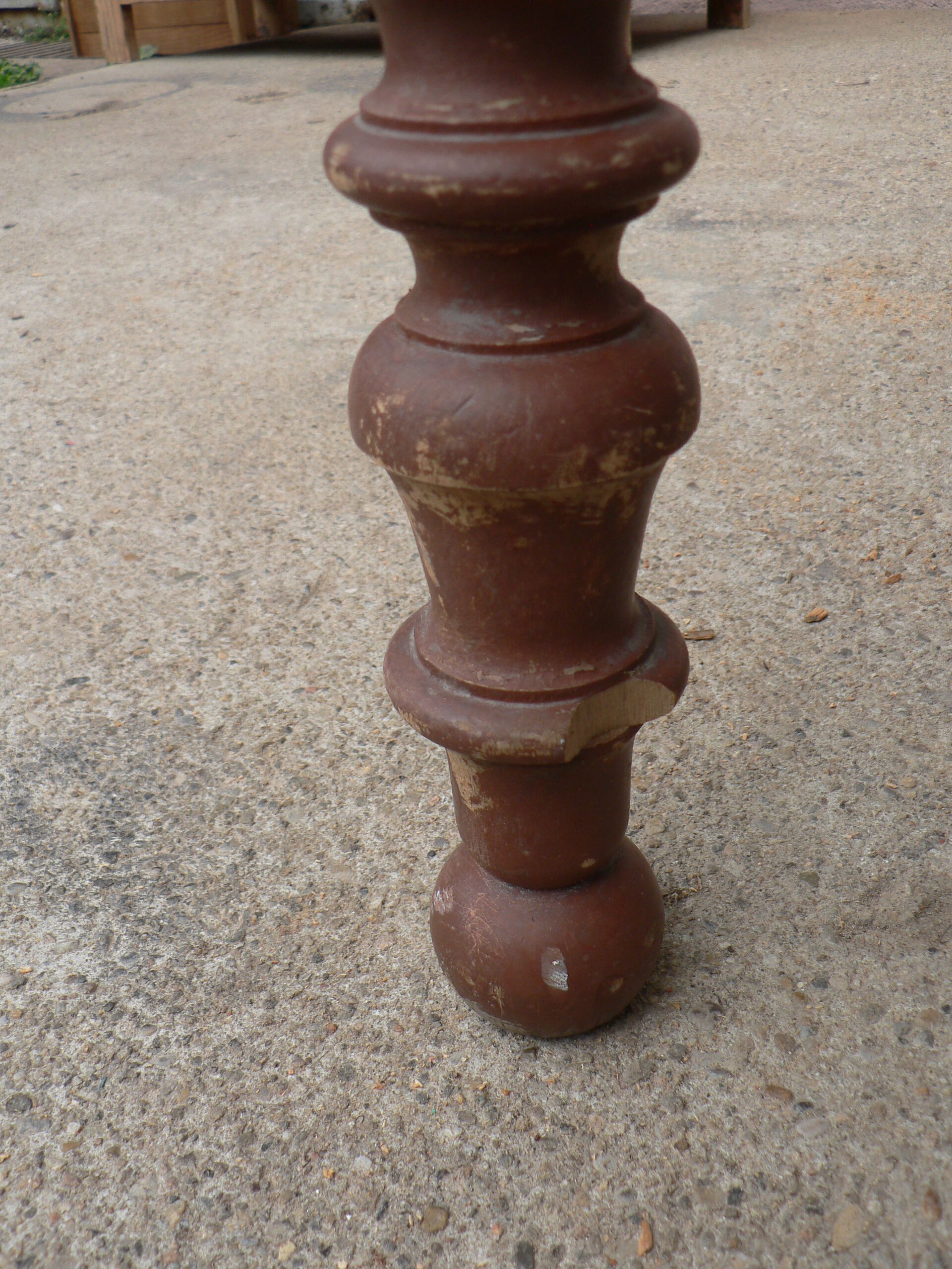 Table de ferme en noyer