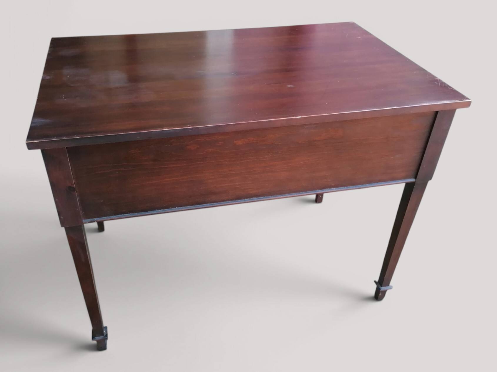 Small English desk inspired by Louis XVI - Dark academia.