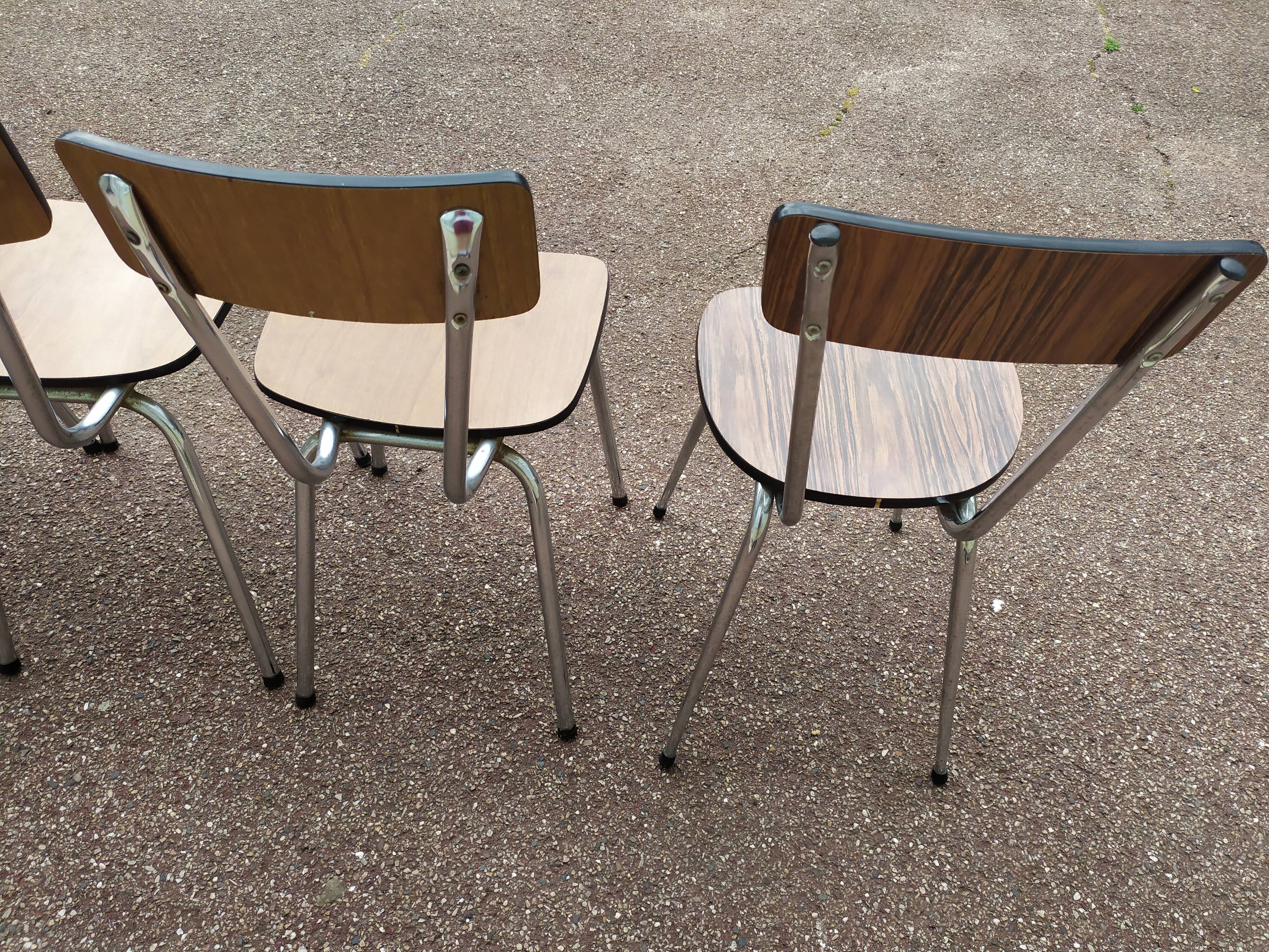 Lot de 5 chaises en formica métal, marron brun