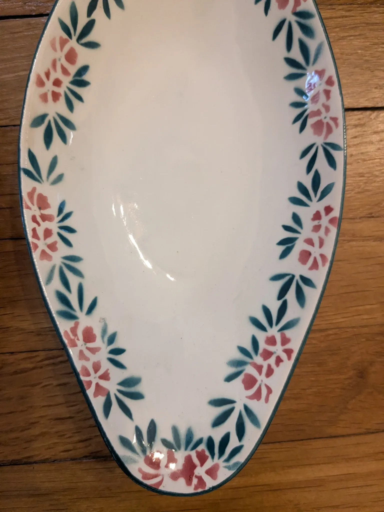 Pair of Nimy dishes