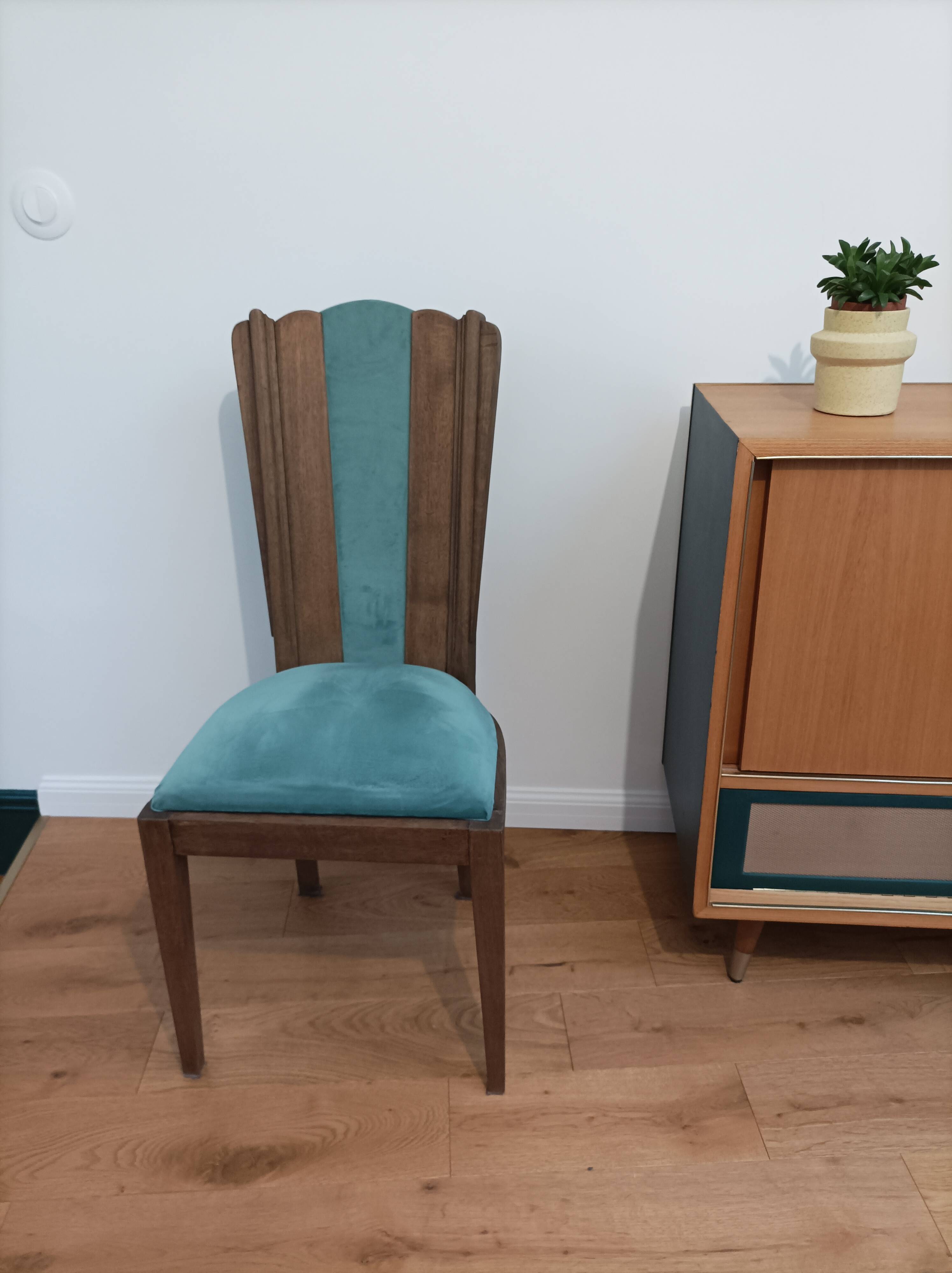 Pair of vintage 1930s chairs in wood and velvet (Art Deco style)