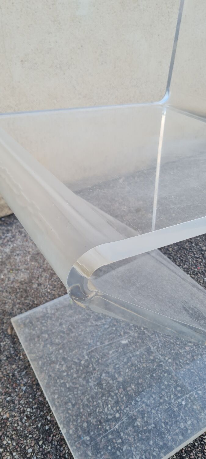 Plexiglas chair zigzag 1970