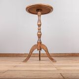 Antique pedestal table