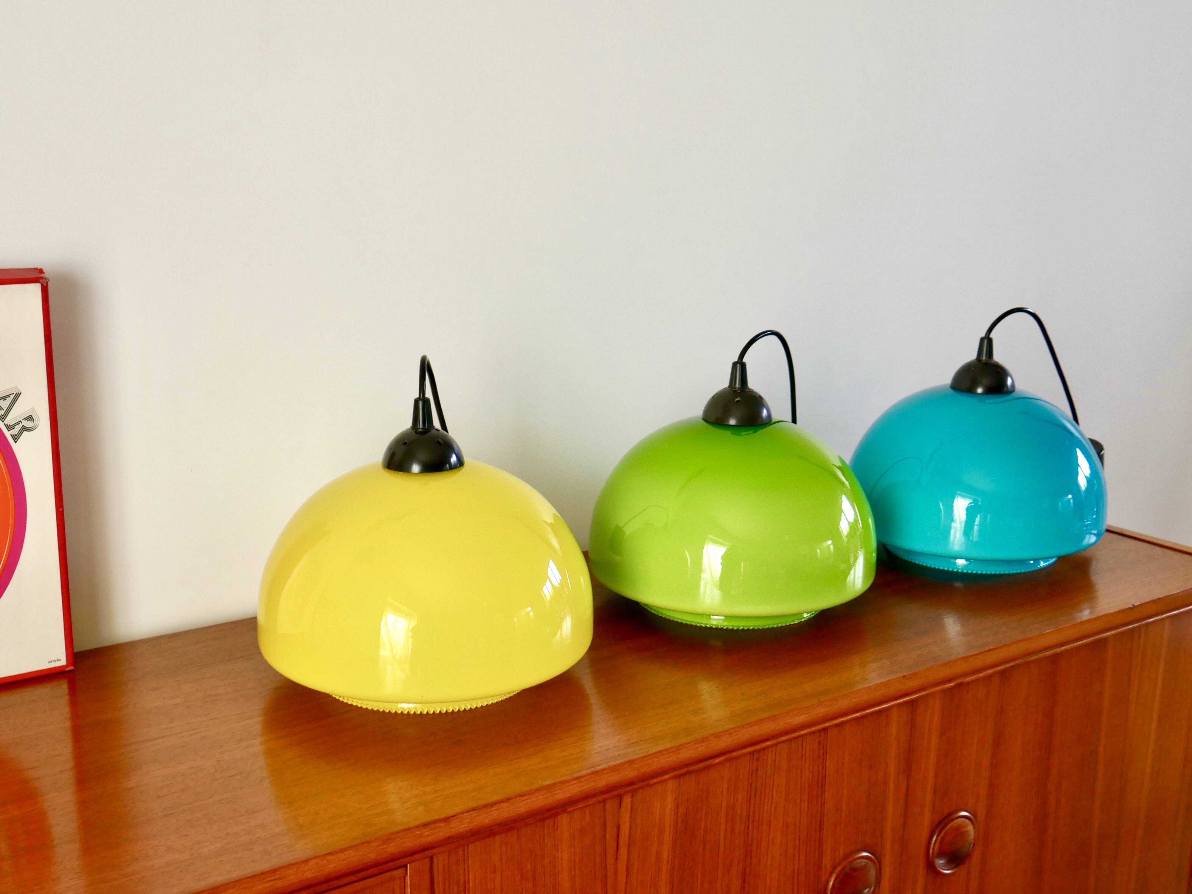Suspension in yellow opaline mushroom design 60s-70s