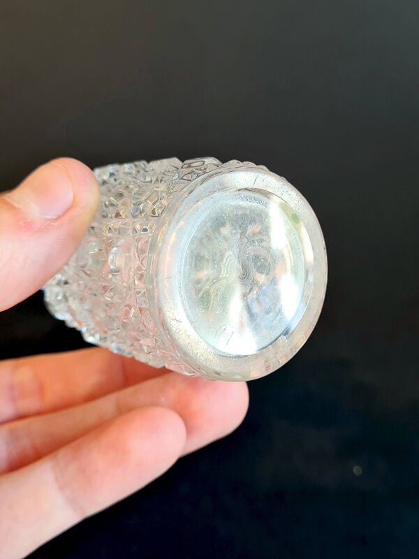 Garniture de toilette en cristal taillé Baccarat